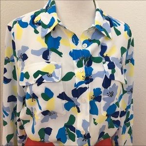Equipment Blue Floral Button Down Collared Blouse